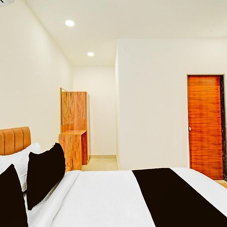 Super Townhouse Oak Suchitra Kompally Road Formerly Sun Moon Hotels Trimulgherry Luaran gambar