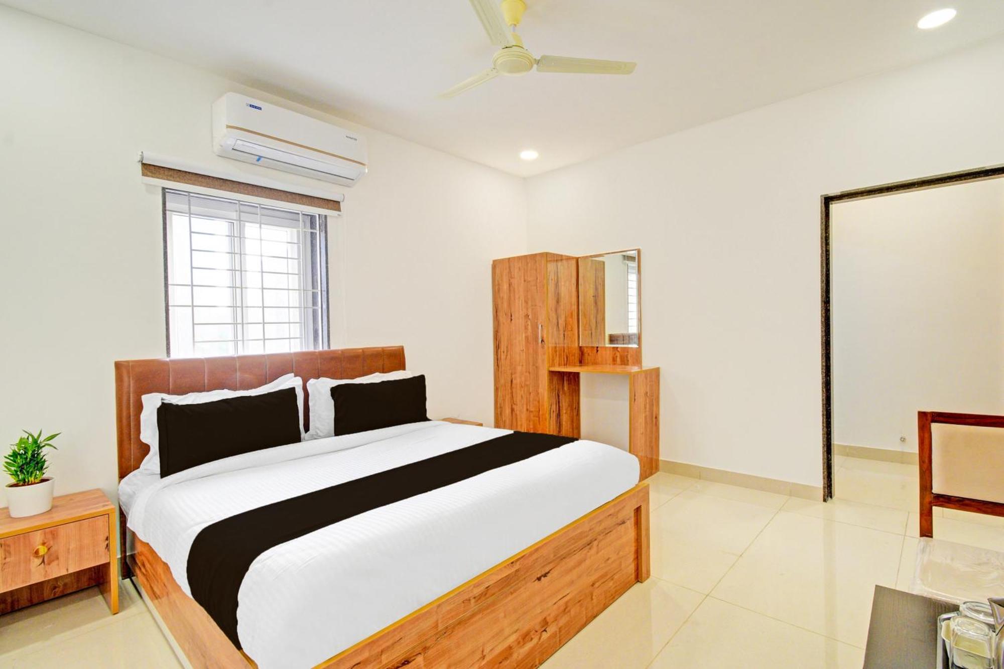Super Townhouse Oak Suchitra Kompally Road Formerly Sun Moon Hotels Trimulgherry Luaran gambar